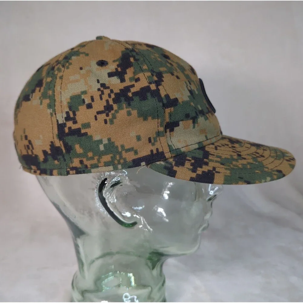 New Era Chicago Cubs Hat Sz 7 1/8 Digital Camouflage 59Fifty On-Field USA Made